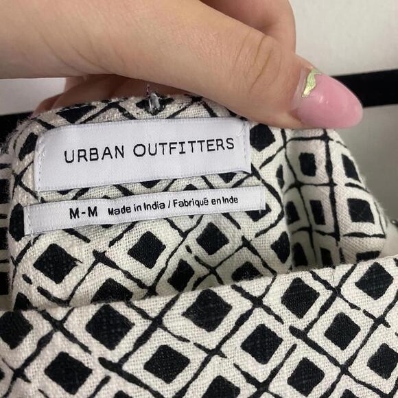URBAN OUTFUTTERS black and cream pattern mini dress nwt - Picture 8 of 8